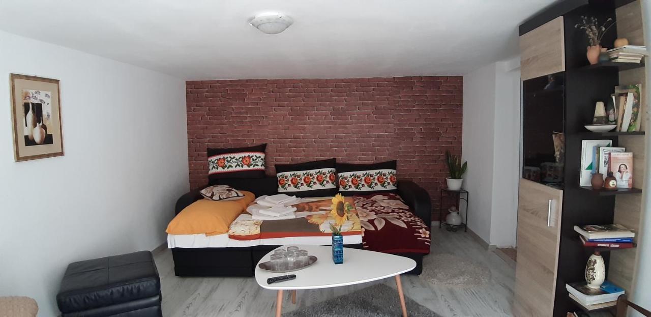 Pensiunea Casa Godja Valeni  Ruang foto
