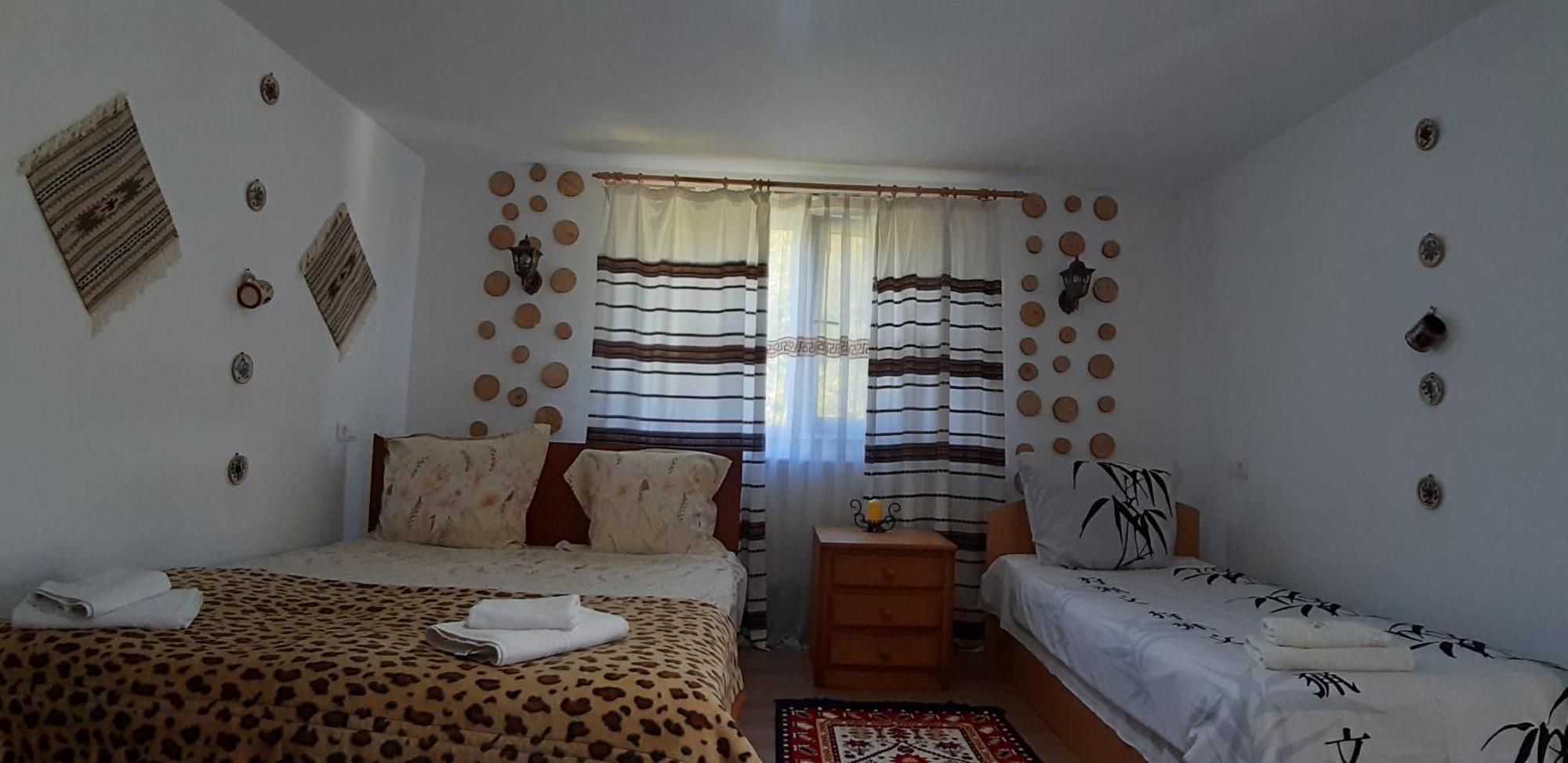 Pensiunea Casa Godja Valeni  Ruang foto